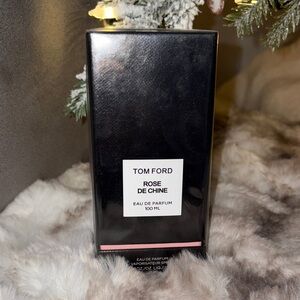 Tom Ford Rose De Chine Black Bottle
